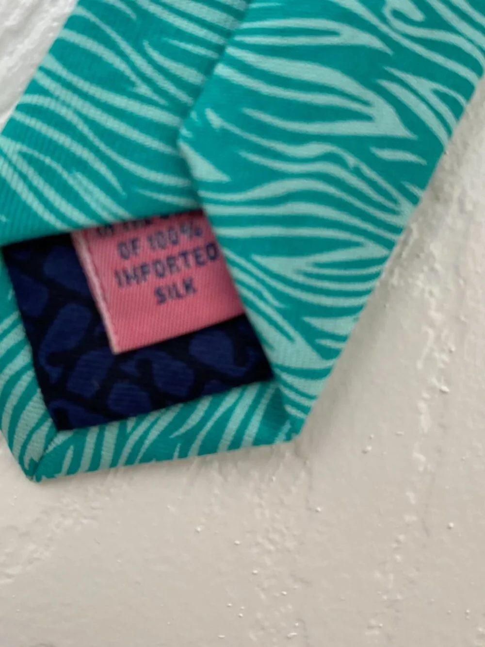 NWT Vineyard Vines Tonal Wave Antigua Green Silk Tie